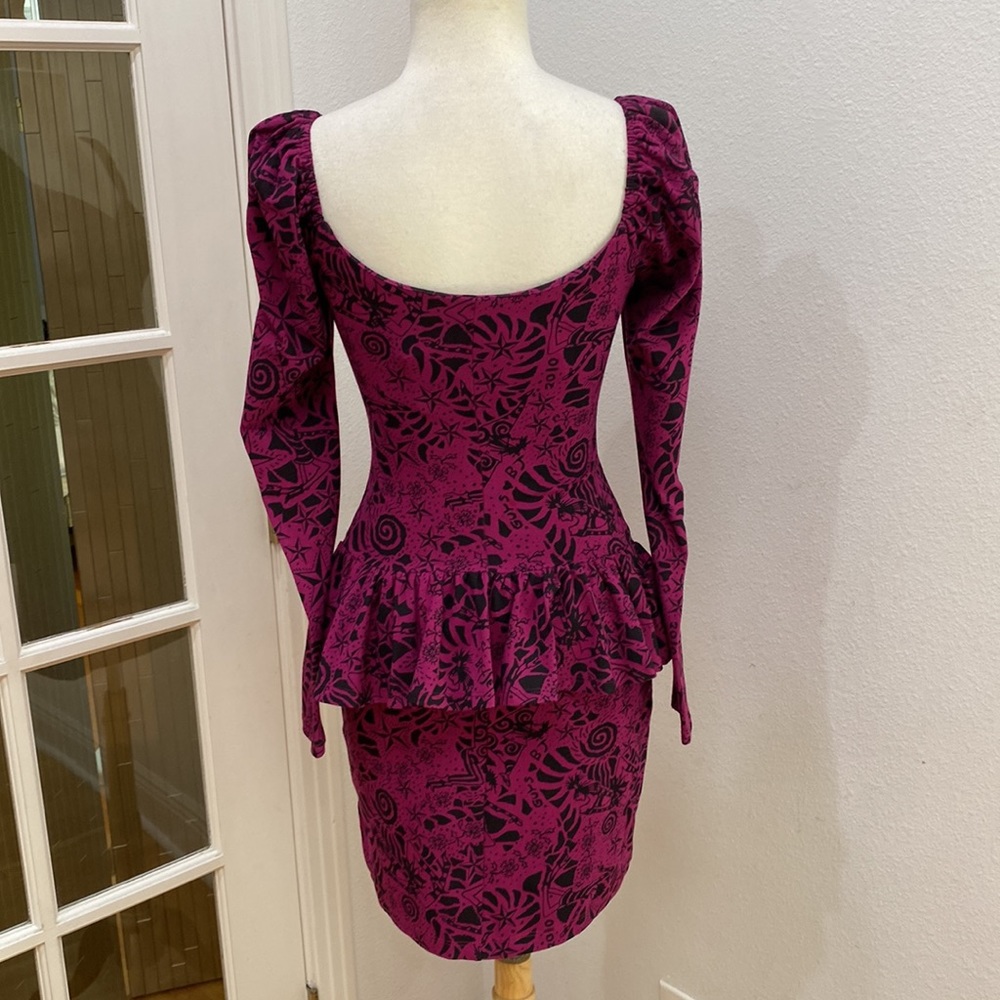 Vintage Y2K ⭐️🖤 Betsey Johnson Fuchsia Tattoo Pencil Dress, NWT, Size Small - Picture 4 of 8